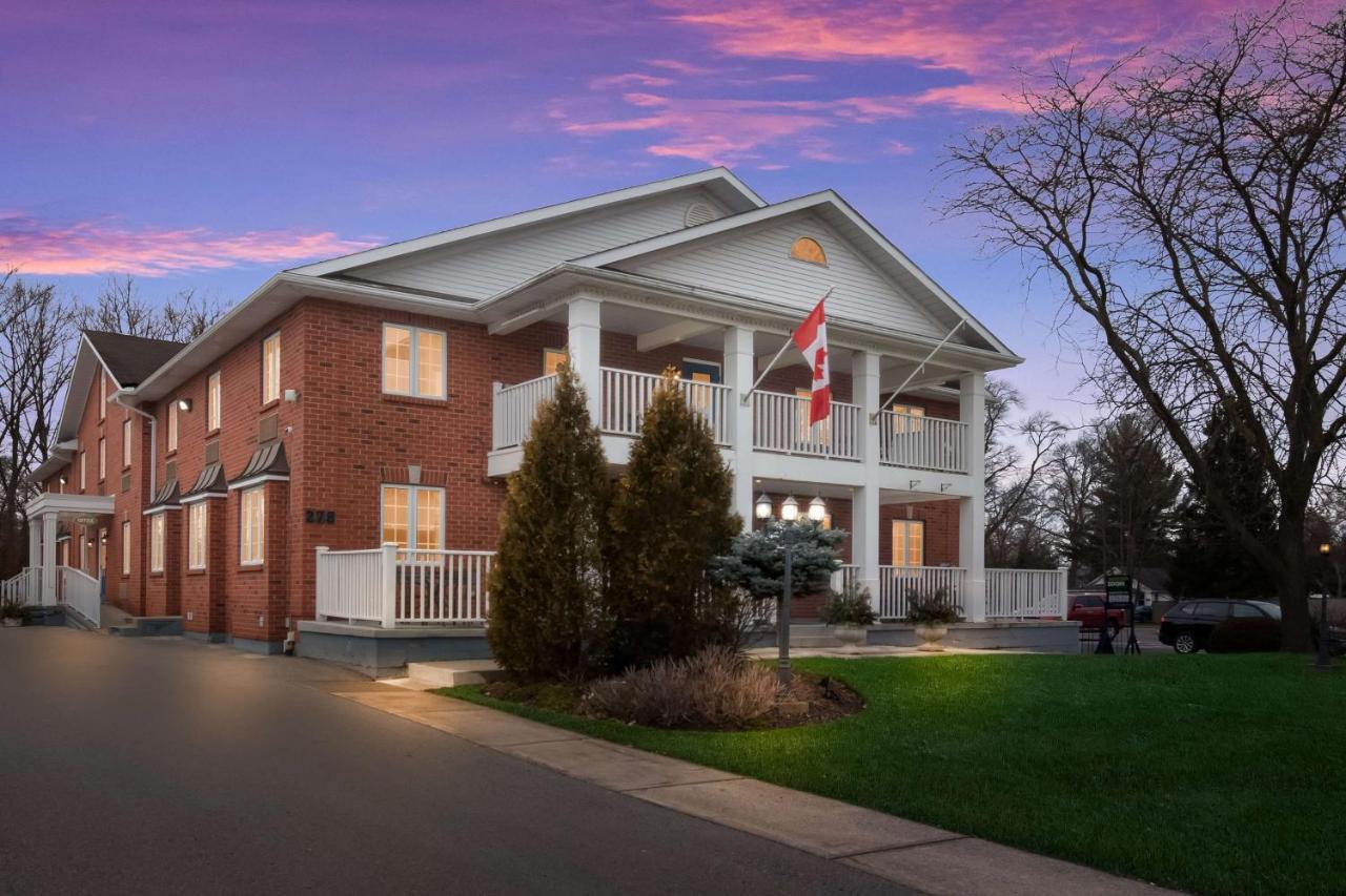 Best Western Colonel Butler Inn Ниагара-он-те-Лейк Экстерьер фото
